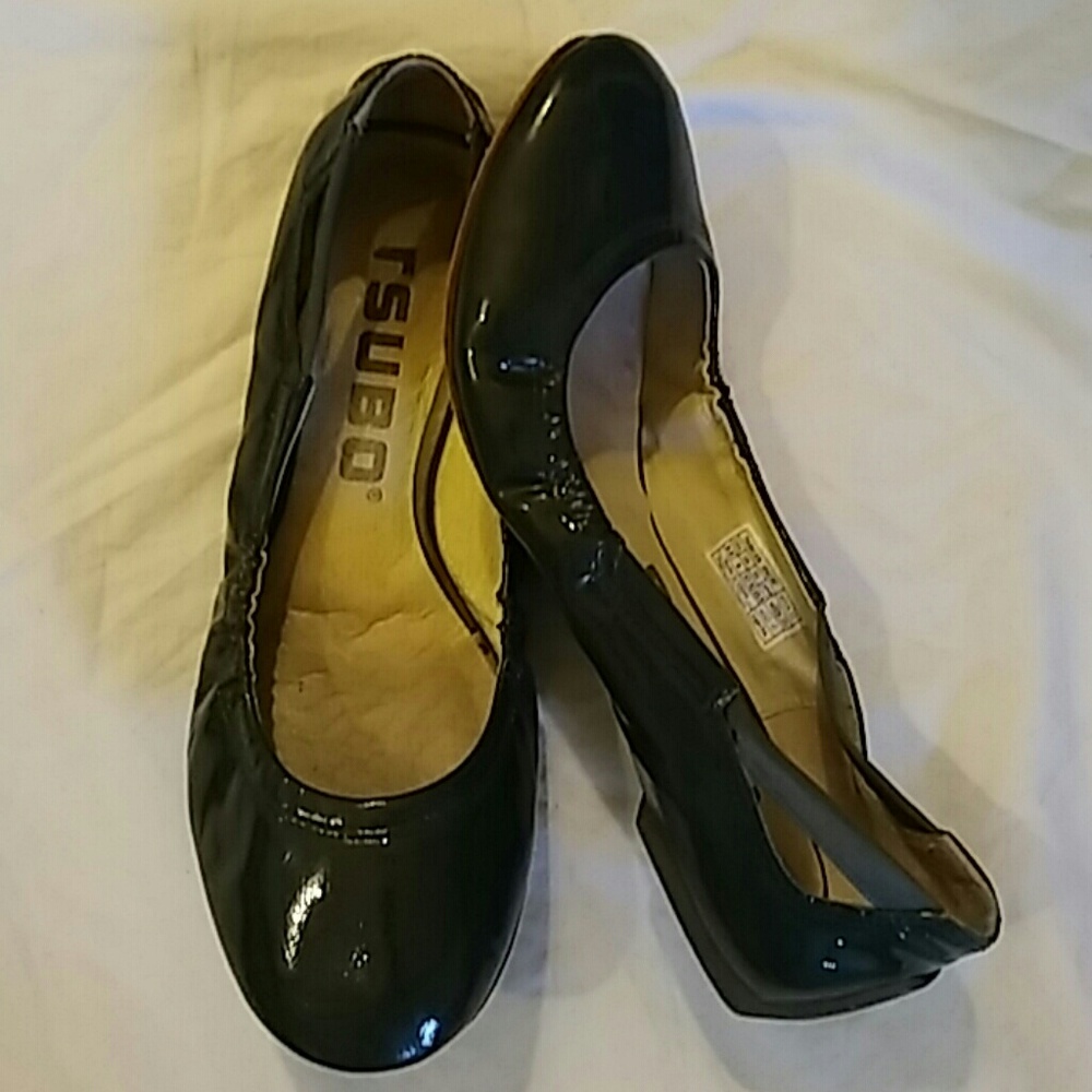 TSUBO Patent Shoes Sz 6.5